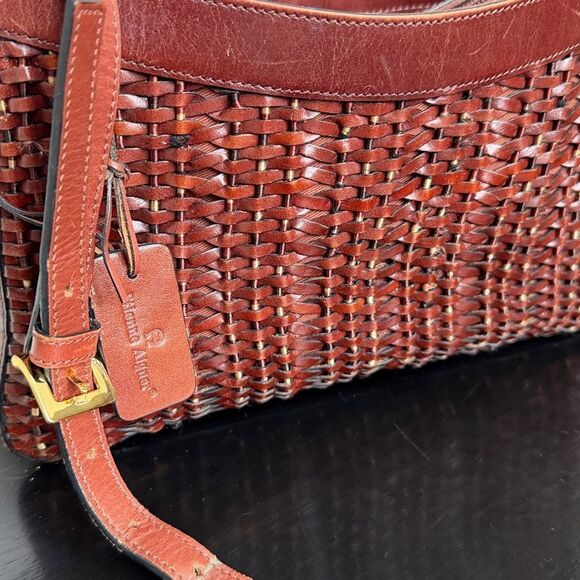 Etienne Aigner Genuine Leather Woven Shoulder handbag  Purse vintage vibe - Picture 9 of 13